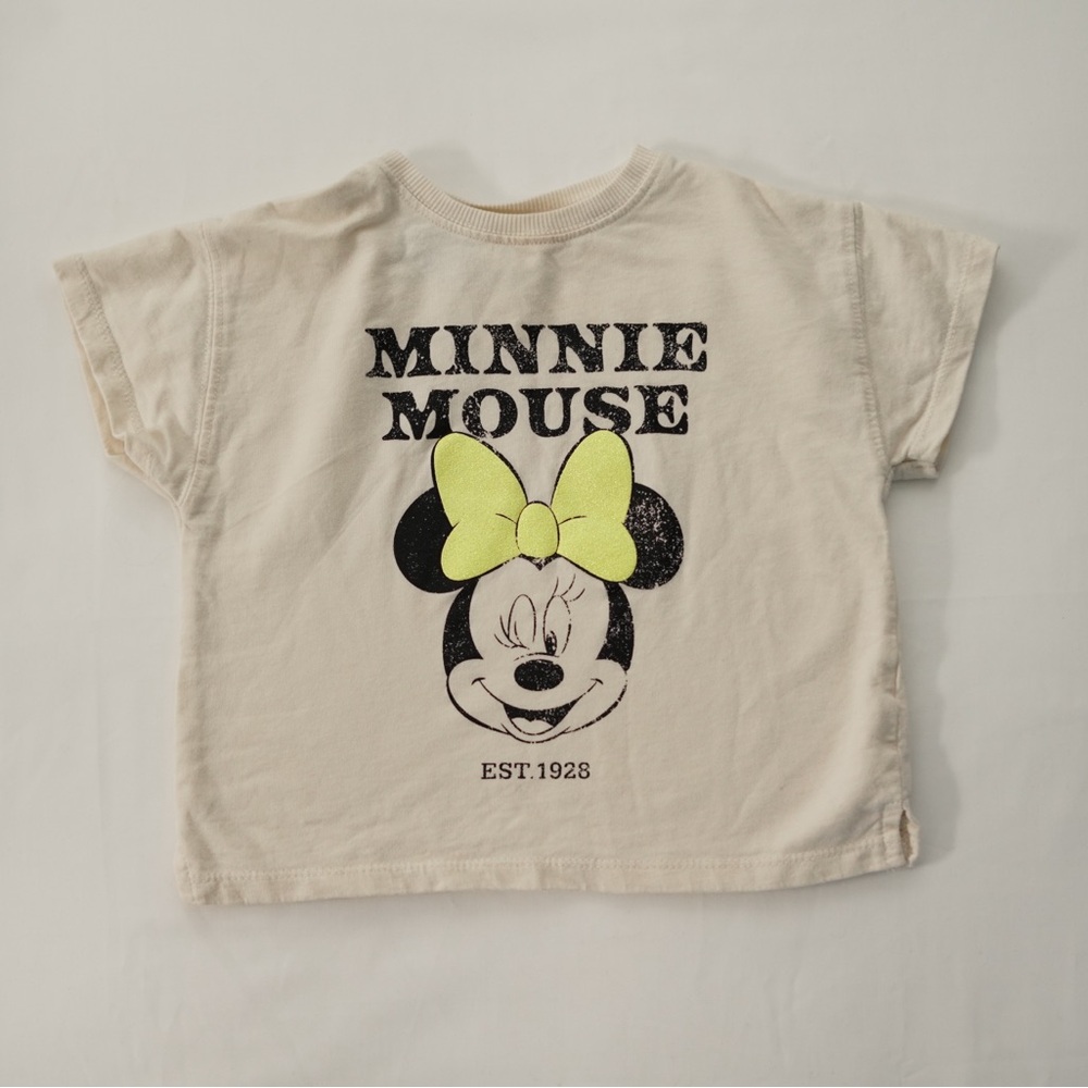 Minnie Mouse shirt